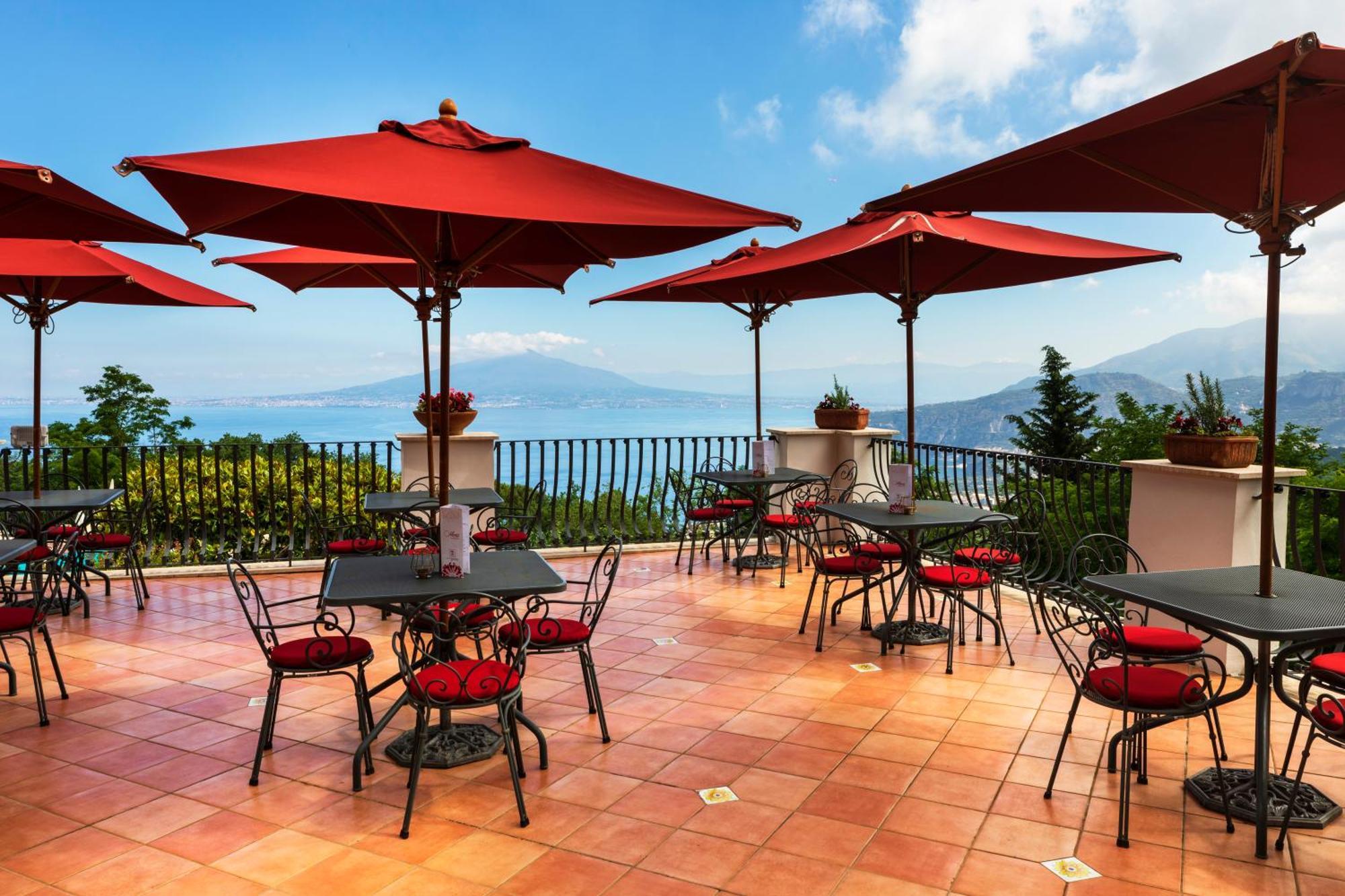 Grand Hotel Hermitage SantʼAgata sui Due Golfi Exteriér fotografie