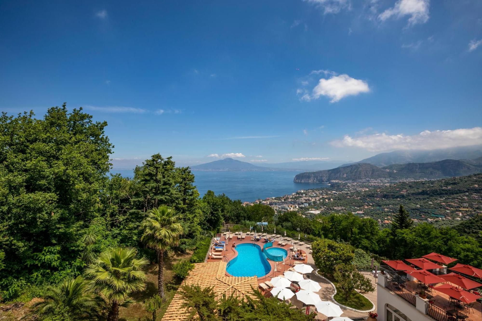 Grand Hotel Hermitage SantʼAgata sui Due Golfi Exteriér fotografie